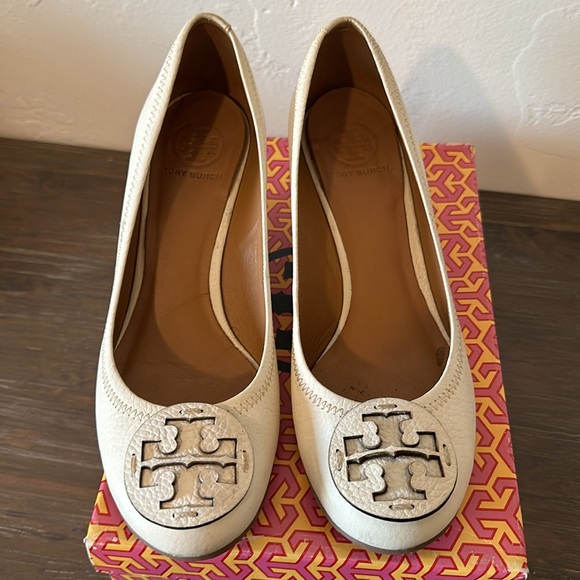 Tory Burch Sally Wedges - Picture 2 of 6